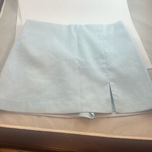 Steve Madden - light blue skort with front slit. Size 2.